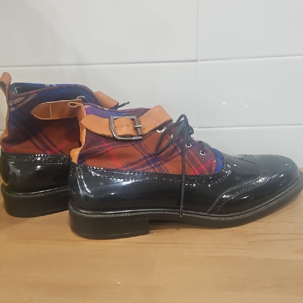 Stylish Plaid Vivienne Westwood Mens 10.5 Shoes